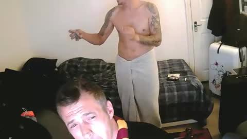 daveandmiki online show from 09-27-25, 02:27