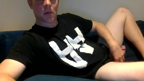 Snapshot of daveb709709709 chatting on 09-16-25, 02:01 daveb709709709 online show from 09-16-25, 02:01