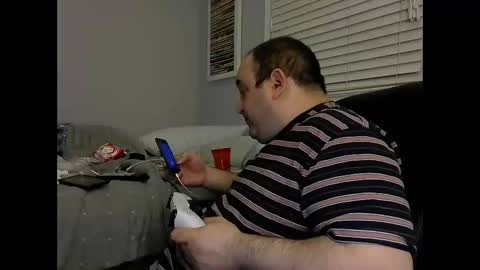 Snapshot of daveishorny1988 chatting on 10-23-25, 06:02 daveishorny1988 online show from 10-23-25, 06:02