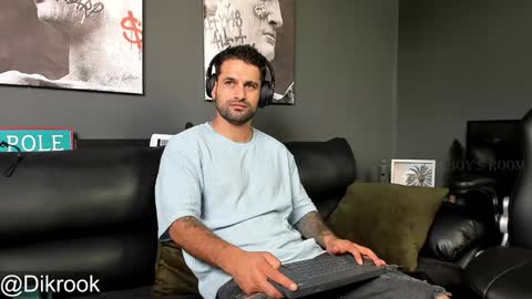 Daves online show from 12-02-24, 01:57