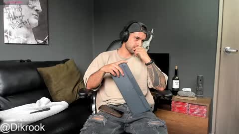 Daves online show from 02-04-25, 03:15