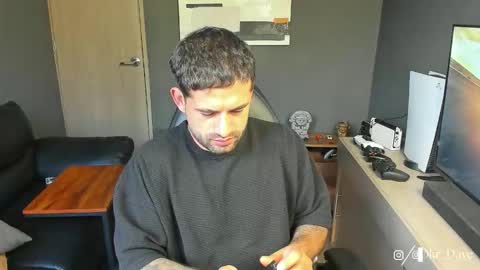 Daves online show from 11-12-25, 11:54