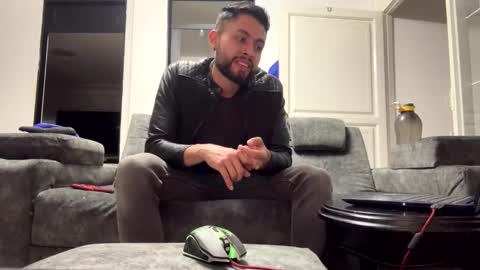 Dave y Salvatore online show from 02-28-25, 02:53