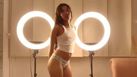 daviana_hill online show from 12-05-25, 11:52