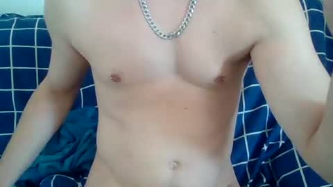 Snapshot of david019830 chatting on 10-26-25, 12:33 david019830 online show from 10-26-25, 12:33