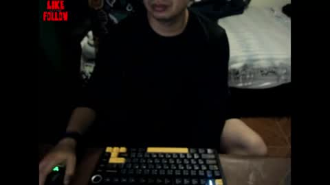 Snapshot of david_2789 chatting on 06-13-26, 11:35 David online show from 06-13-26, 11:35