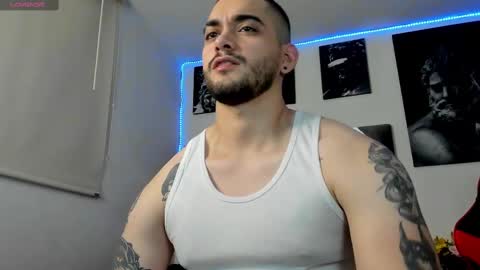 Snapshot of david_franco1 chatting on 02-17-25, 08:04 Twitter davidsanctum online show from 02-17-25, 08:04