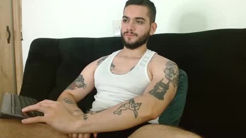 Snapshot of david_franco1 chatting on 09-12-25, 09:59 Twitter davidsanctum online show from 09-12-25, 09:59