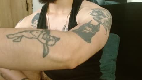 Snapshot of david_franco1 chatting on 10-23-25, 09:13 Twitter davidsanctum online show from 10-23-25, 09:13