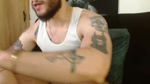 Snapshot of david_franco1 chatting on 11-07-25, 10:32 Twitter davidsanctum online show from 11-07-25, 10:32