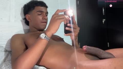 Snapshot of david_hot44 chatting on 02-13-26, 07:48 david_hot44 online show from 02-13-26, 07:48