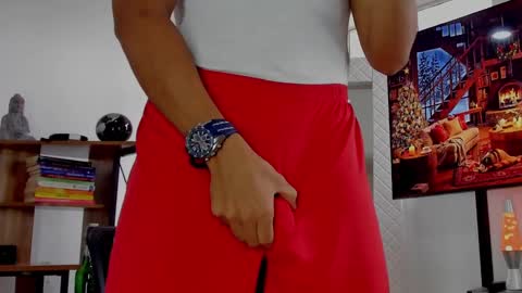 Hey im David that loves to explore and speak their fantasies. Very open talktative and nice. Feel free to chat with me online show from 12-17-24, 02:33