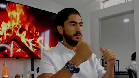 Hey im David that loves to explore and speak their fantasies. Very open talktative and nice. Feel free to chat with me online show from 12-28-24, 06:50