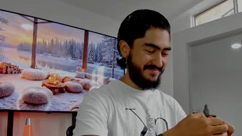 Hey im David that loves to explore and speak their fantasies. Very open talktative and nice. Feel free to chat with me online show from 12-29-24, 01:06