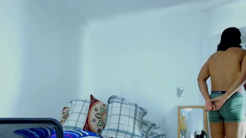 Hey im David that loves to explore and speak their fantasies. Very open talktative and nice. Feel free to chat with me online show from 10-06-25, 10:02