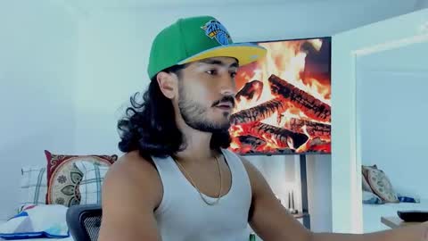 Hey im David that loves to explore and speak their fantasies. Very open talktative and nice. Feel free to chat with me online show from 01-10-26, 02:02