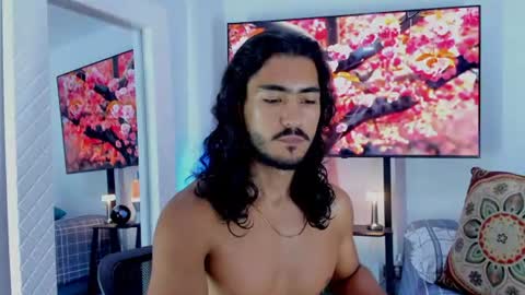 Hey im David that loves to explore and speak their fantasies. Very open talktative and nice. Feel free to chat with me online show from 06-21-26, 09:56