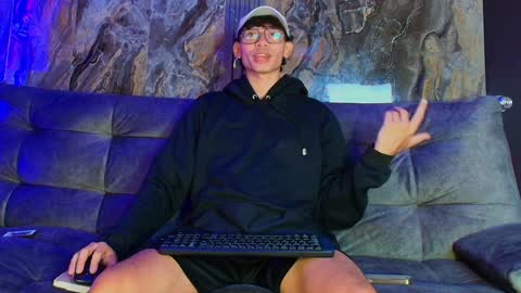 David online show from 01-04-25, 02:46