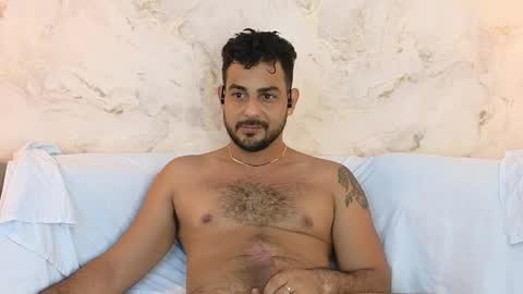 JF oliveira online show from 12-21-24, 02:26