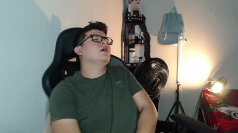 Snapshot of david_smit_ chatting on 02-19-26, 08:49 david smit online show from 02-19-26, 08:49