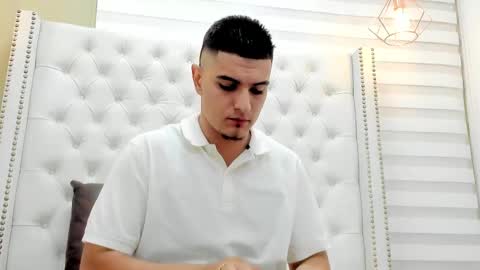 Snapshot of david_victoriaa chatting on 09-20-25, 03:40 david_victoriaa online show from 09-20-25, 03:40