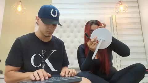 david_victoriaa online show from 11-05-25, 01:00