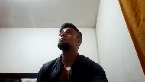 Snapshot of davidcr89 chatting on 09-10-25, 06:35 davidcr89 online show from 09-10-25, 06:35