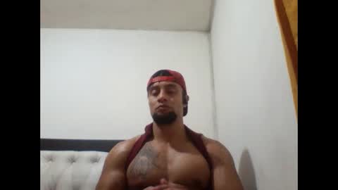 Snapshot of davidcr89 chatting on 09-19-25, 05:42 davidcr89 online show from 09-19-25, 05:42