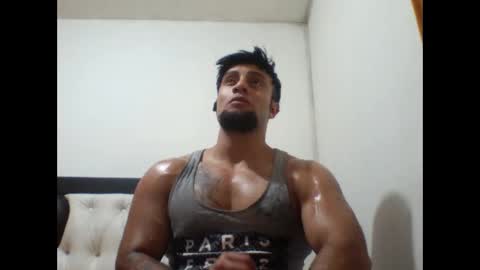 Snapshot of davidcr89 chatting on 09-21-25, 06:37 davidcr89 online show from 09-21-25, 06:37