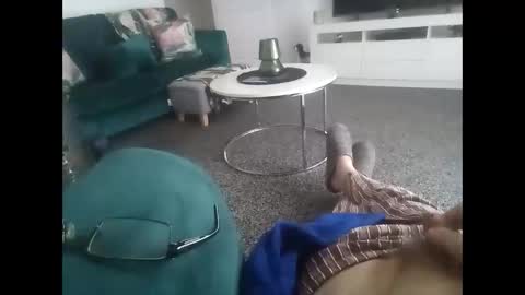 Snapshot of davidf75 chatting on 10-11-25, 07:51 davidf75 online show from 10-11-25, 07:51