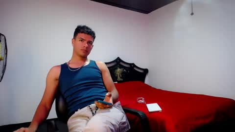 Snapshot of davidkaloc chatting on 01-02-25, 05:35 David online show from 01-02-25, 05:35