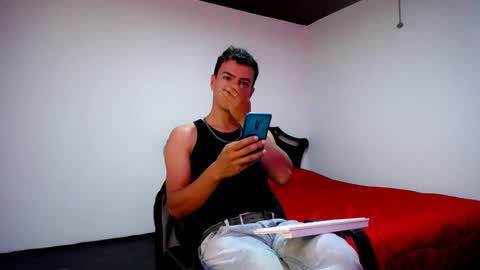 Snapshot of davidkaloc chatting on 01-09-25, 11:14 David online show from 01-09-25, 11:14