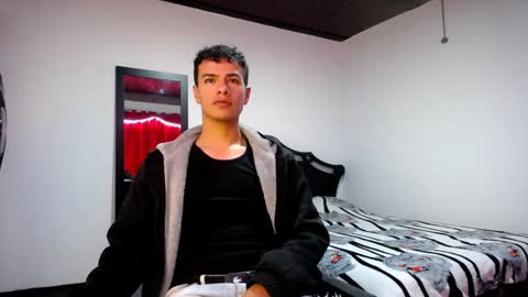 Snapshot of davidkaloc chatting on 01-30-25, 05:52 David online show from 01-30-25, 05:52