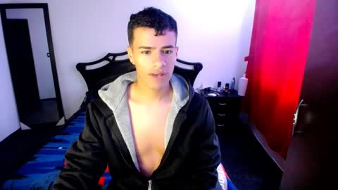 Snapshot of davidkaloc chatting on 02-25-25, 11:30 David online show from 02-25-25, 11:30