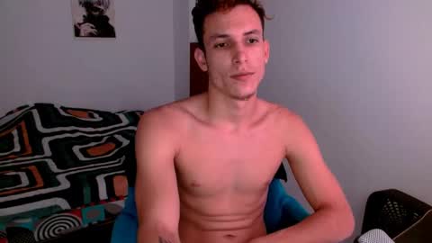 Snapshot of davidsalazar33 chatting on 09-28-25, 12:38 davidsalazar33 online show from 09-28-25, 12:38