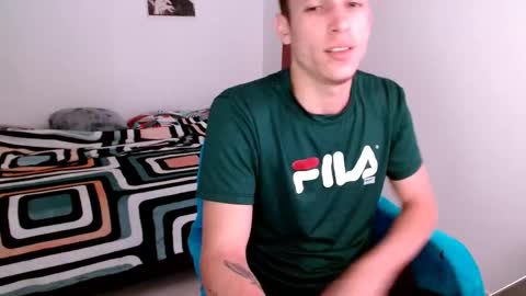 Snapshot of davidsalazar33 chatting on 09-30-25, 11:21 davidsalazar33 online show from 09-30-25, 11:21