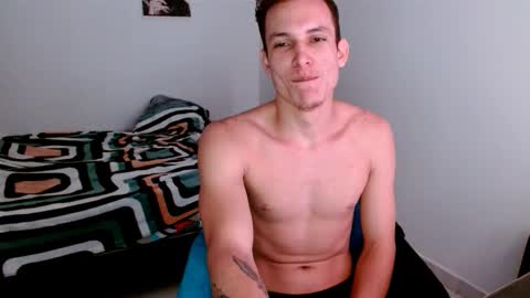 Snapshot of davidsalazar33 chatting on 10-02-25, 12:17 davidsalazar33 online show from 10-02-25, 12:17