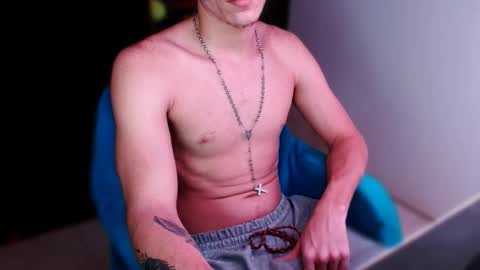 Snapshot of davidsalazar33 chatting on 11-02-25, 10:56 davidsalazar33 online show from 11-02-25, 10:56