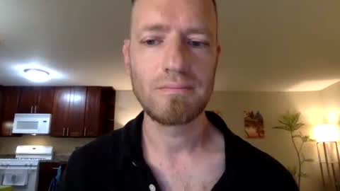 Snapshot of davidwilcox1982 chatting on 10-07-25, 02:31 Dave online show from 10-07-25, 02:31
