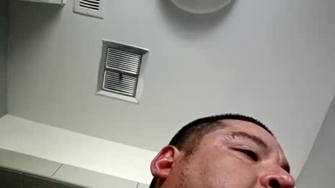 Snapshot of davidzhere222800 chatting on 10-18-25, 06:30 davidzhere222800 online show from 10-18-25, 06:30