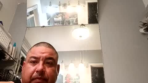 Snapshot of davidzhere222800 chatting on 11-15-25, 07:49 davidzhere222800 online show from 11-15-25, 07:49