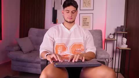 Davies brown    schedule 12pm to 5pm col time online show from 09-21-25, 09:16