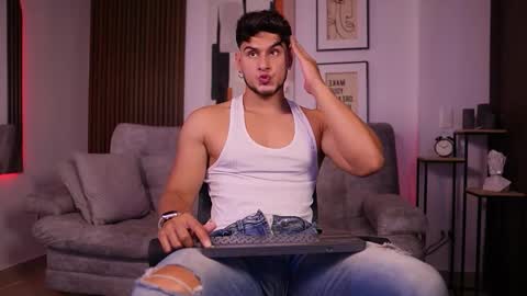 Davies brown    schedule 12pm to 5pm col time online show from 10-11-25, 08:29