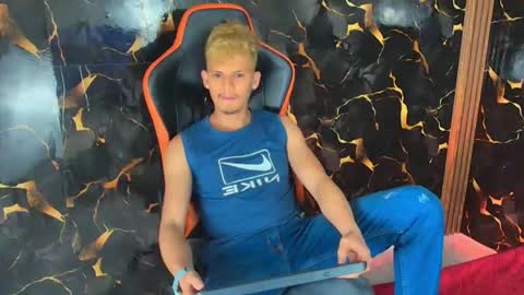 davilap toyboy online show from 02-11-26, 05:12