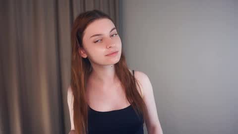 Snapshot of davinagreengo chatting on 04-25-26, 10:51 Louise online show from 04-25-26, 10:51