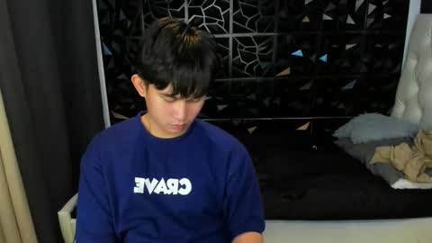 Snapshot of davincihugecock chatting on 03-21-26, 04:43 daniel online show from 03-21-26, 04:43