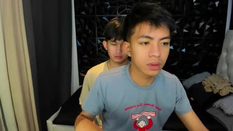 Snapshot of davincihugecock chatting on 03-28-26, 04:39 daniel online show from 03-28-26, 04:39