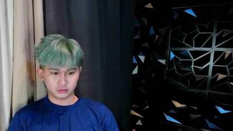 Snapshot of davincihugecock chatting on 04-05-26, 04:59 daniel online show from 04-05-26, 04:59