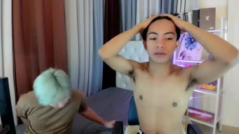 Snapshot of davincihugecock chatting on 04-12-26, 04:45 daniel online show from 04-12-26, 04:45