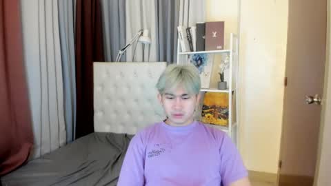 Snapshot of davincihugecock chatting on 04-13-26, 05:07 daniel online show from 04-13-26, 05:07